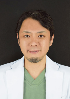 日本形成外科学会認定専門医 医師 塩崎 正崇